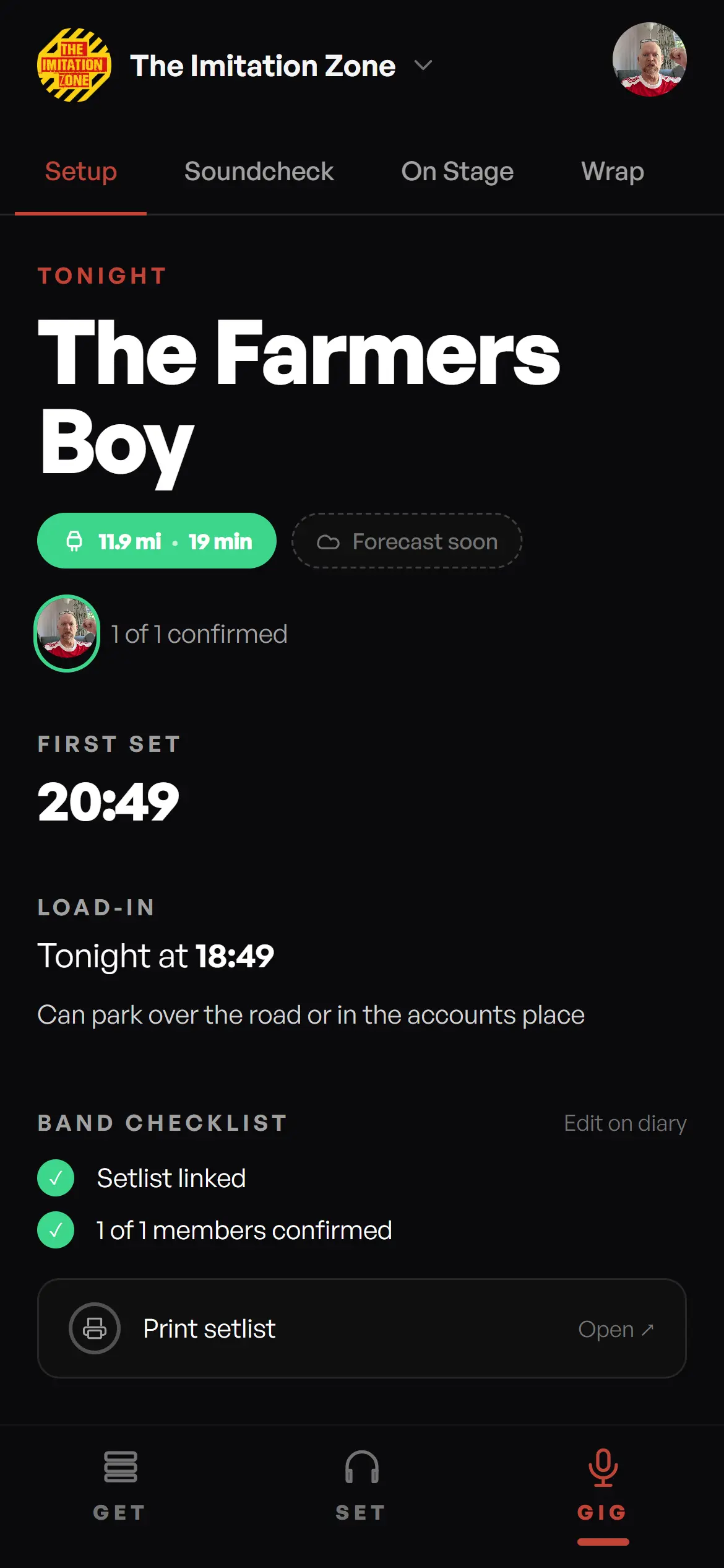 Setup tab on a phone — TONIGHT The Farmers Boy, mileage badge 11.9 mi · 19 min, FIRST SET 20:49, load-in note, band checklist
